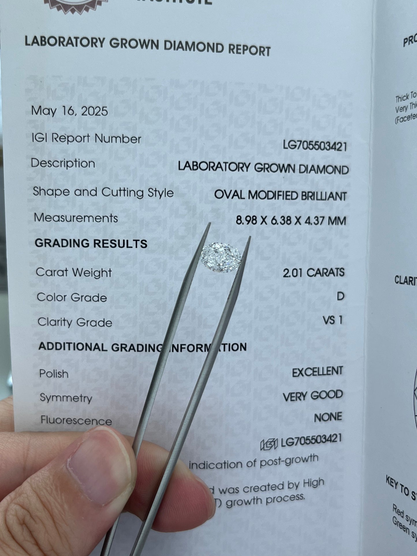 2.01CT OVAL D VS1 Lab Diamond