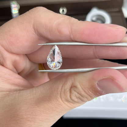 deposit 3.21ct E VVS2 pear diamong