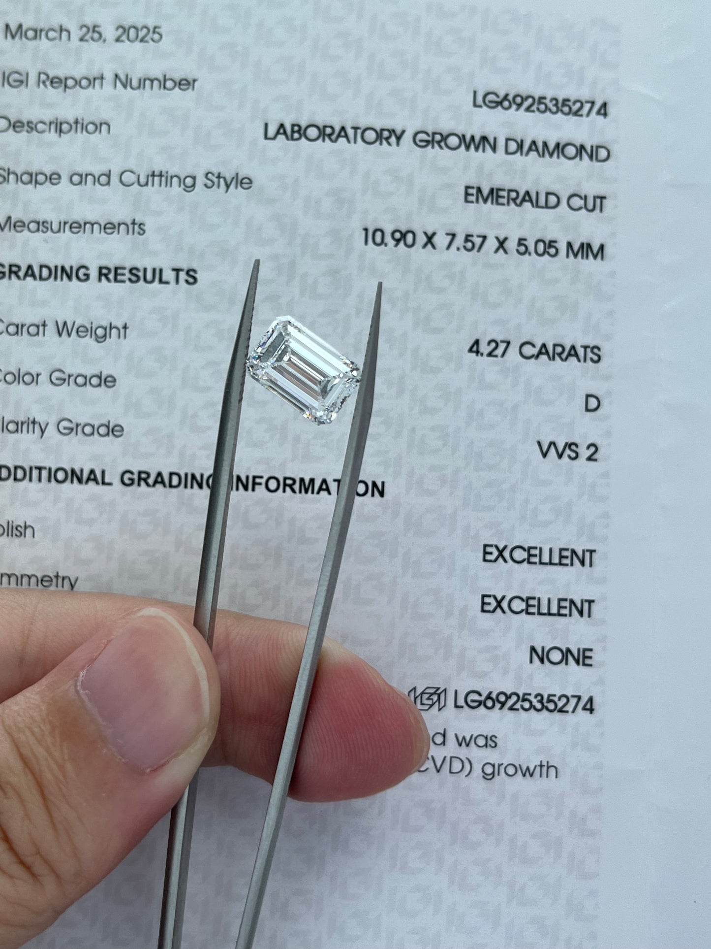 4.27CT Emerald D VVS2 Lab Diamond