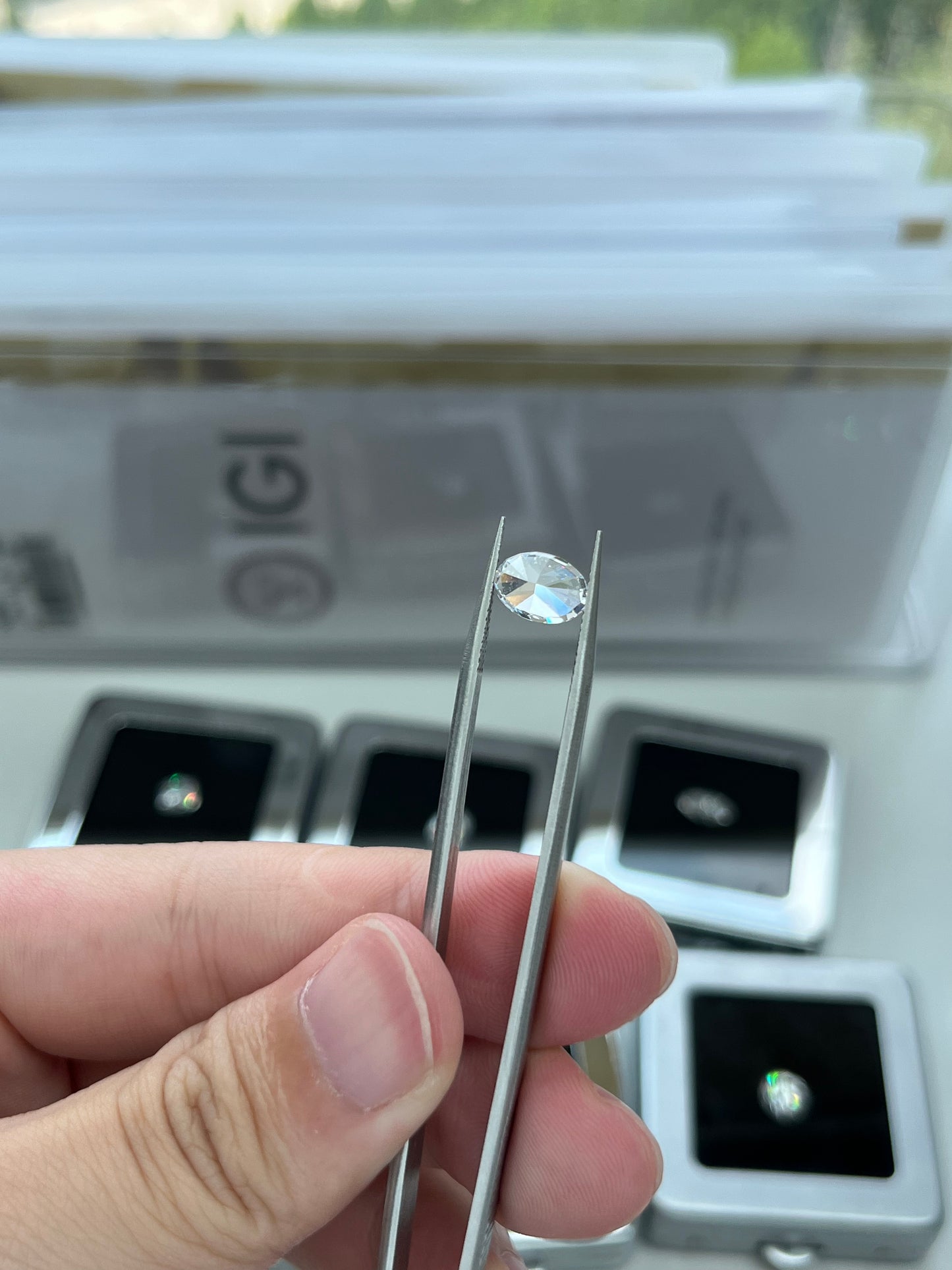2.01CT OVAL D VS1 Lab Diamond
